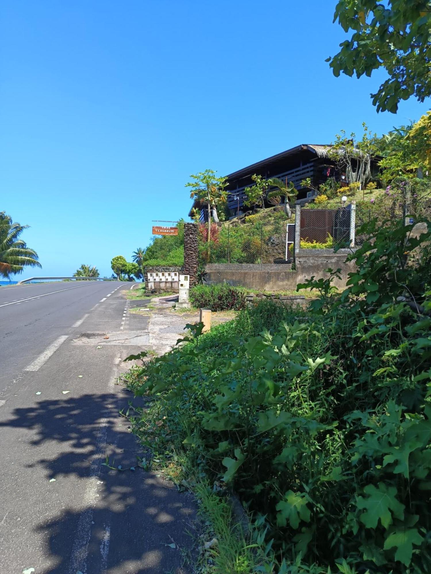 Tehuarupe Surf Studios Haapiti Exteriör bild